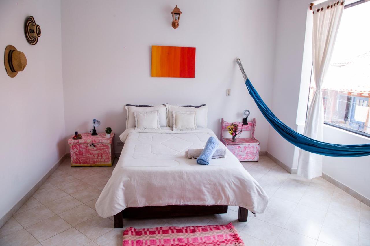 Family Host Hostel Villa de Leyva Exteriör bild
