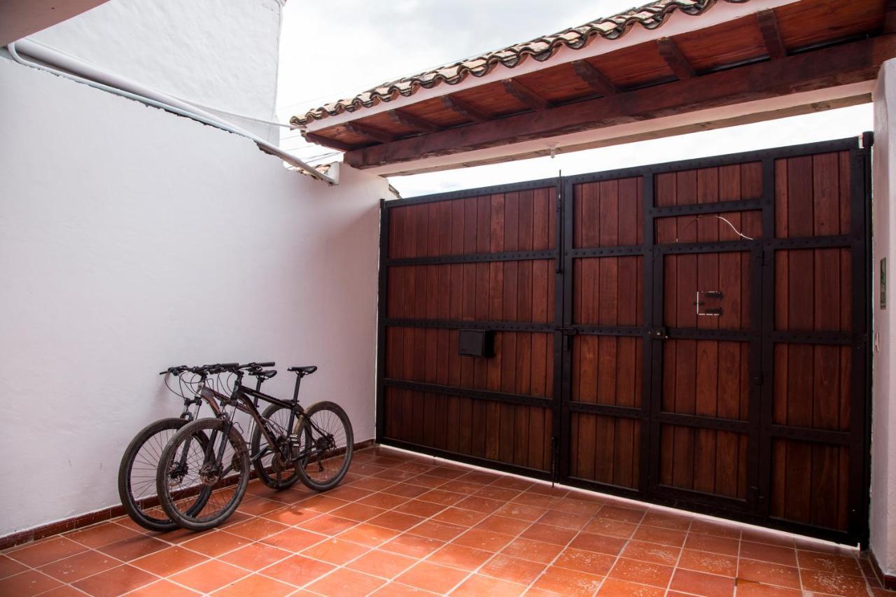 Family Host Hostel Villa de Leyva Exteriör bild