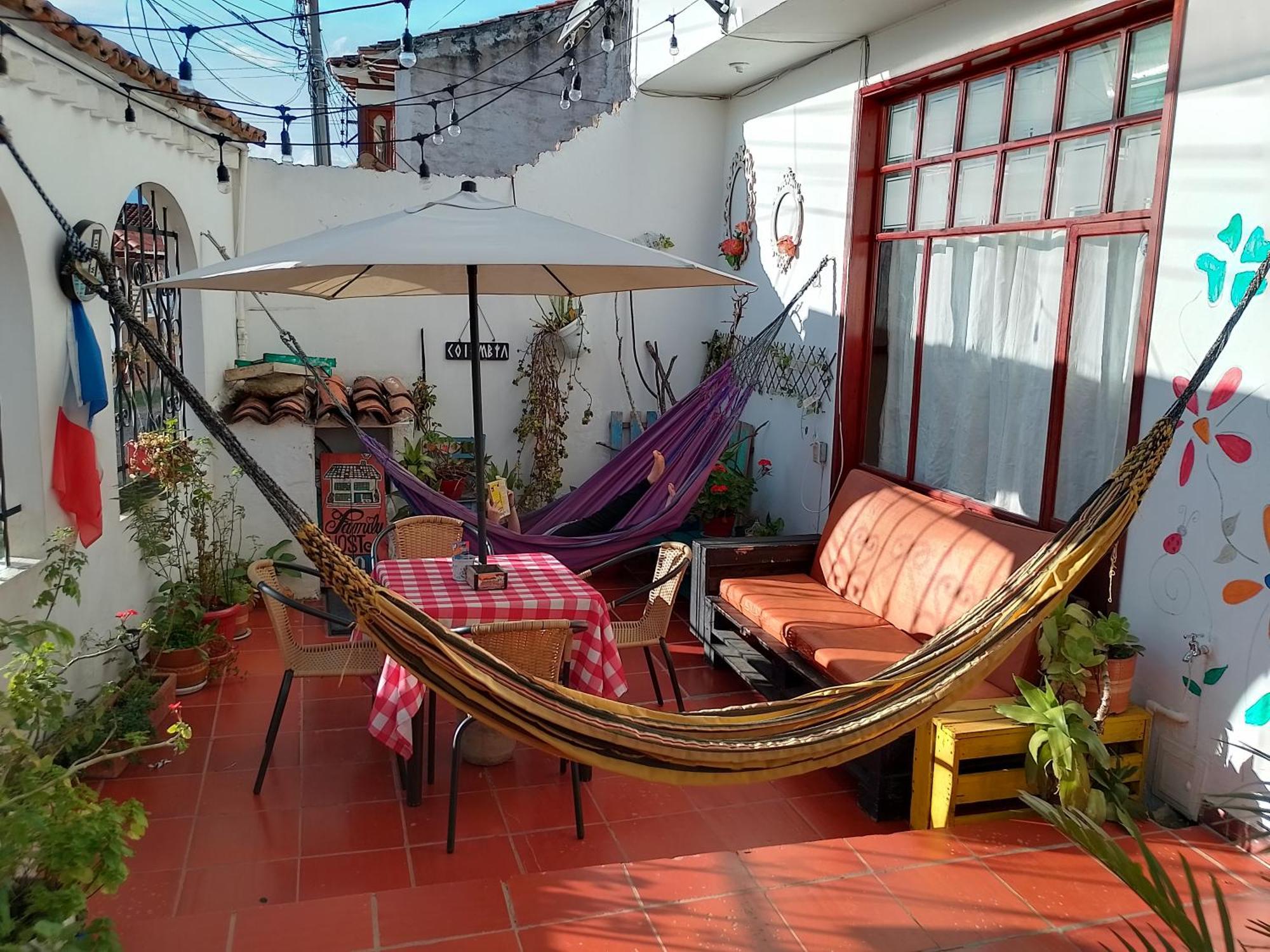 Family Host Hostel Villa de Leyva Exteriör bild