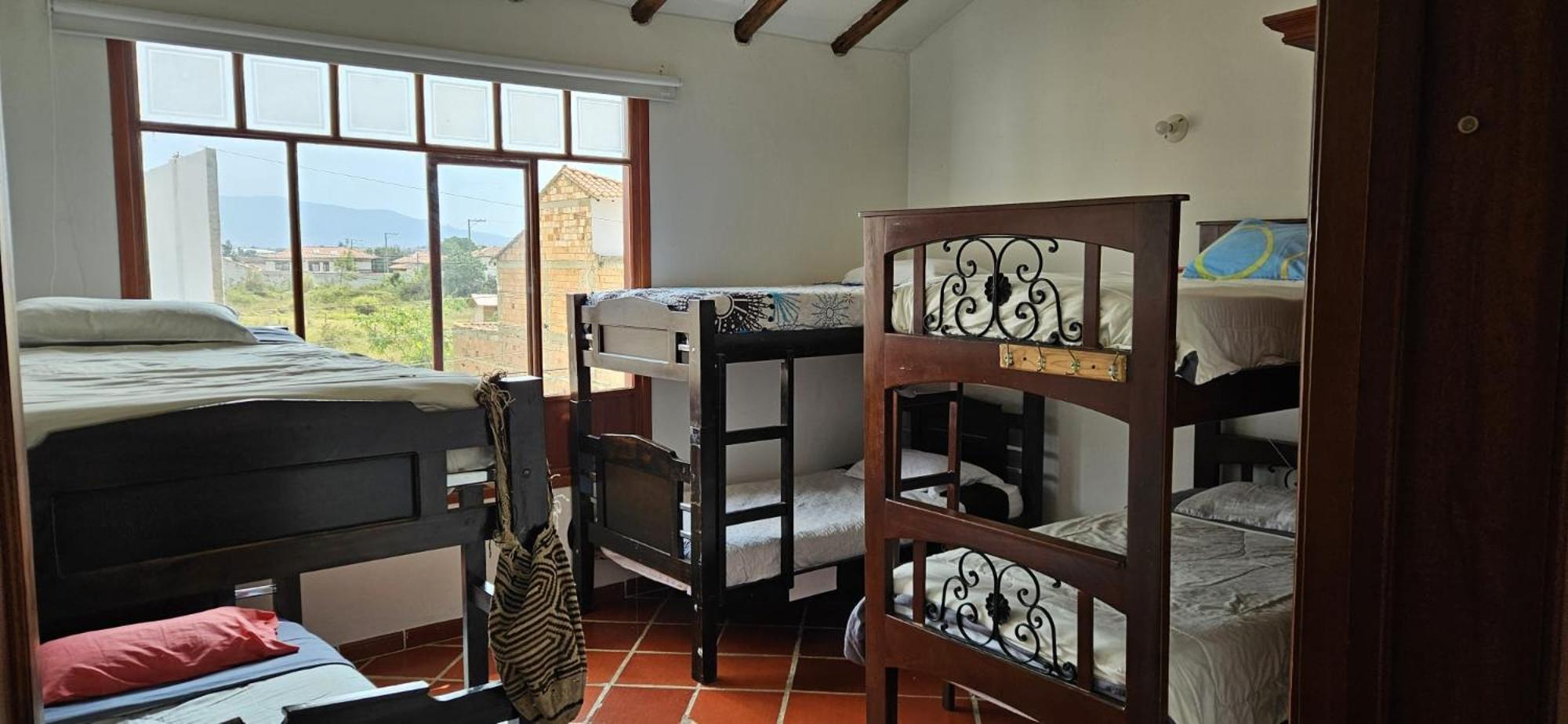 Family Host Hostel Villa de Leyva Exteriör bild
